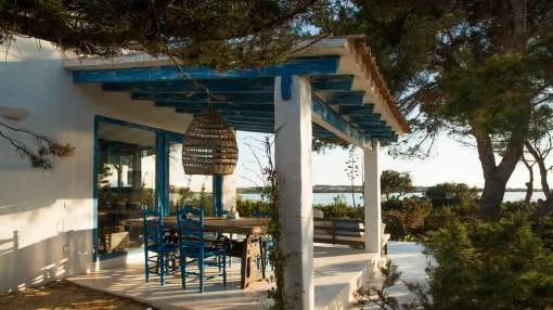 Cozy house in front of the lake with unbeatable views between La Savina and Es Pujols